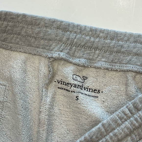 Vineyard Vines Men’s Small Sweatpant Shorts Gray - Picture 3 of 4